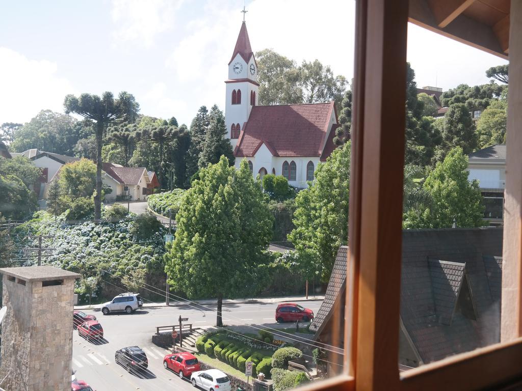 Otima Localizacao E Vista Da Cidade Gramado Exterior photo